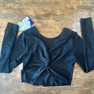 JoyLab Black Twist Front Women's Athletic Top size large